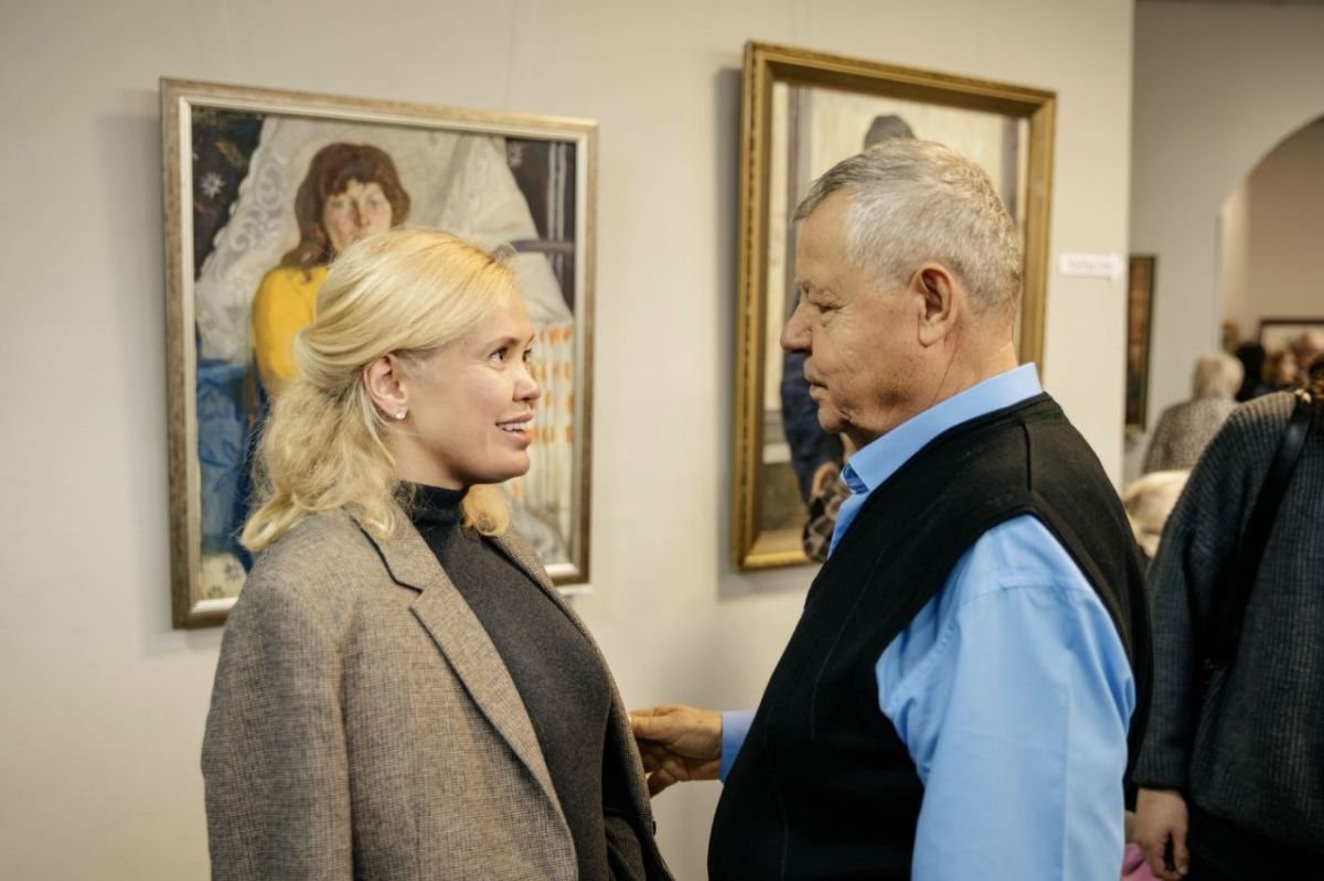 Екатерина Харченко: В выставочном зале имени Казимира Малевича на Красной площади открылась выставка профессора Курского госуниверситета, заслуженного художника РФ Виктора Ивановича Жилина «Контрасты времени» Екатерина Харченко: В выставочном зале имени Казимира Малевича на Красной площади открылась выставка профессора Курского госуниверситета, заслуженного художника РФ Виктора Ивановича Жилина «Контрасты времени»