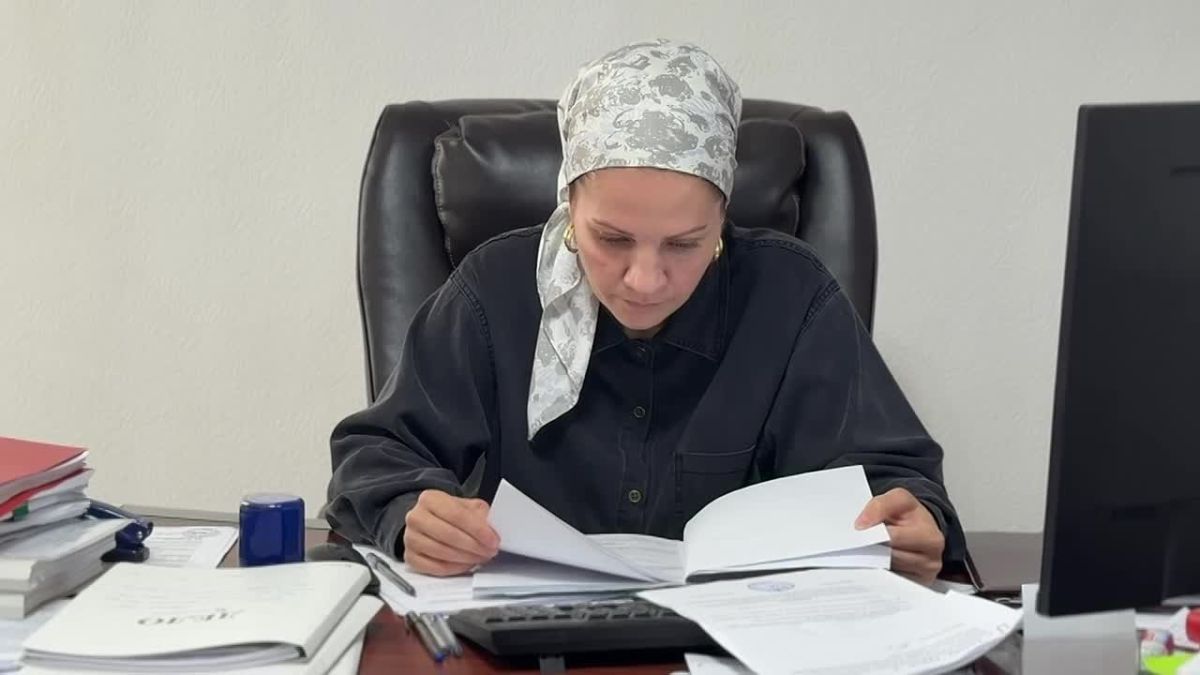 В администрации города Сунжа состоялось заседание комиссии по делам несовершеннолетних под руководством заместителя главы города Танзилы Келлематовой