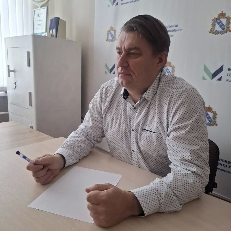 В местной общественной приемной Конышевского района прошёл Единый день приёма участников СВО и членов их семей по юридическим вопросам В местной общественной приемной Конышевского района прошёл Единый день приёма участников СВО и членов их семей по юридическим вопросам
