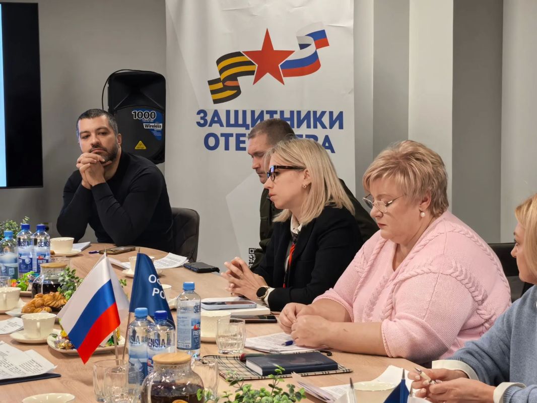 В Курском филиале фонда «Защитники Отечества» состоялся Единый региональный день по вопросам защиты социальных и предпринимательских прав участников СВО и членов их семей в Курской области В Курском филиале фонда «Защитники Отечества» состоялся Единый региональный день по вопросам защиты социальных и предпринимательских прав участников СВО и членов их семей в Курской области