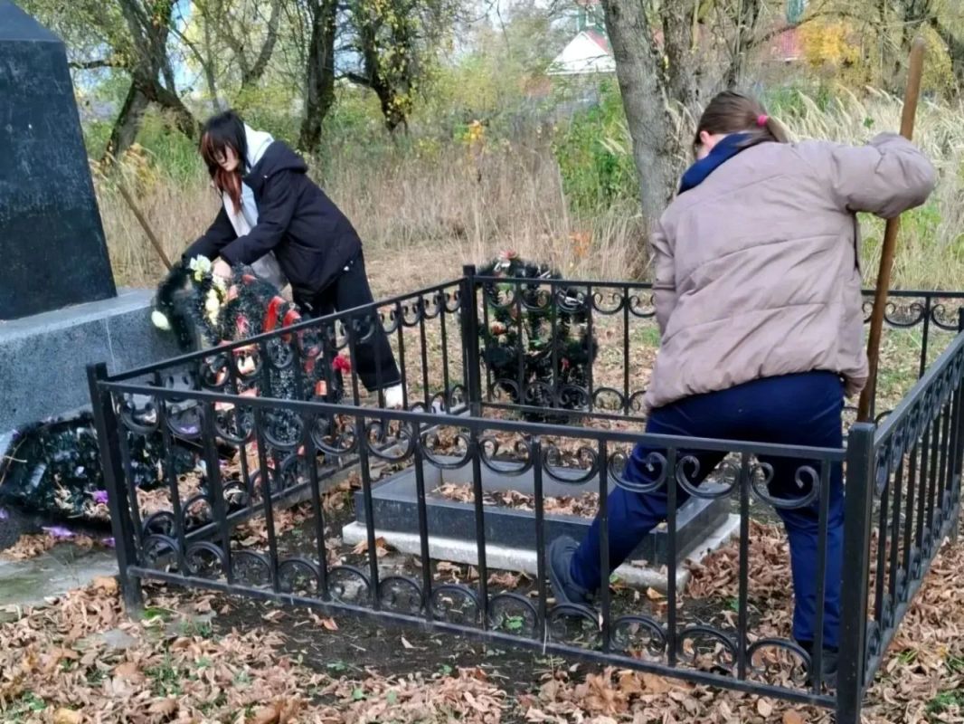 В Верхнелюбажской школе-интернате чтят подвиги предков В Верхнелюбажской школе-интернате чтят подвиги предков
