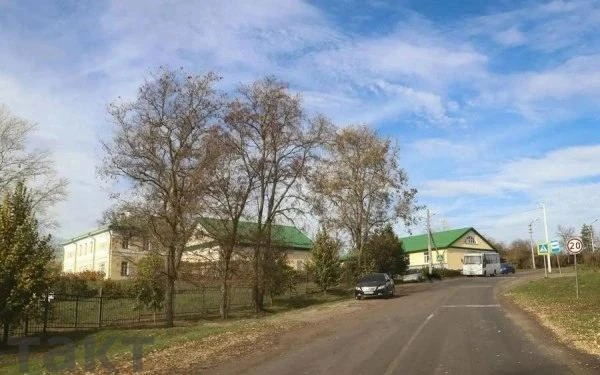 В Золотухинском районе Курской области строят новую парковку