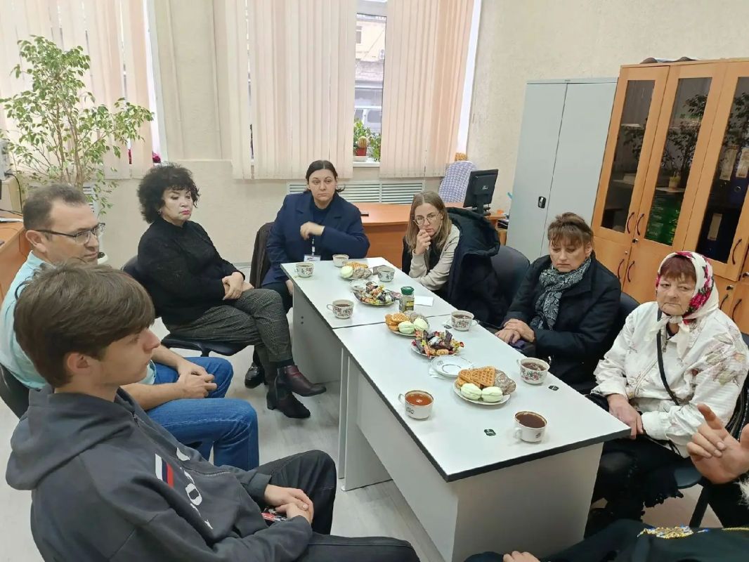 Духовная поддержка и живое участие: встреча с семьями героев в Железногорске Духовная поддержка и живое участие: встреча с семьями героев в Железногорске