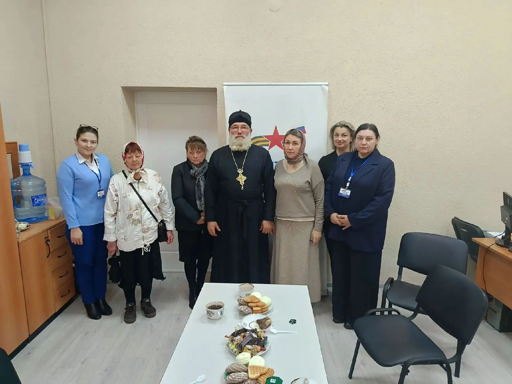 Духовная поддержка и живое участие: встреча с семьями героев в Железногорске
