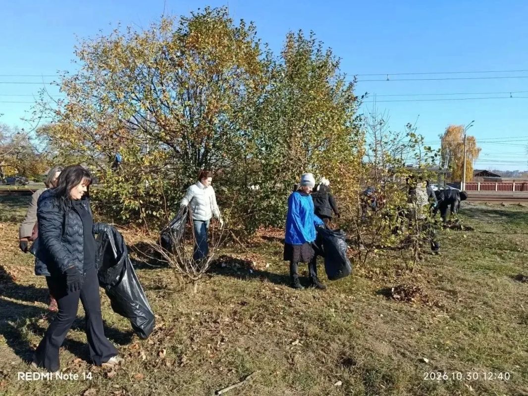 В Курске привели в порядок участки вдоль 50 лет Октября и Дружбы В Курске привели в порядок участки вдоль 50 лет Октября и Дружбы