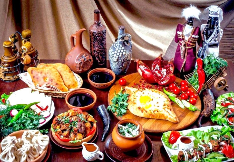 Вкусные традиции Грузинской кухни: три незабываемых блюда из курицы