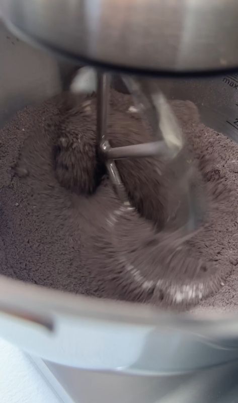 Идеальный шоколадный торт: делаем с удовольствием и без стресса